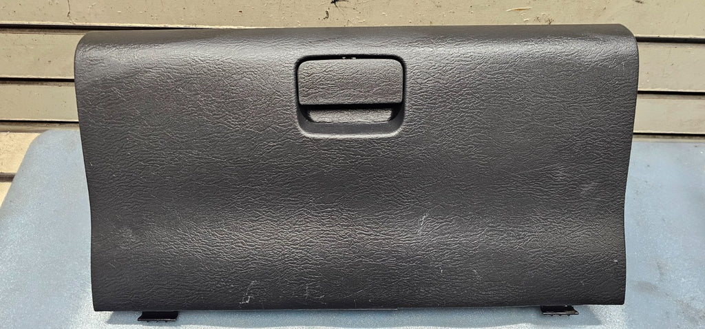 🔥02-05 RAM 1500 2500 Dash GLOVE BOX Storage Compartment Assembly DK GRAY G22