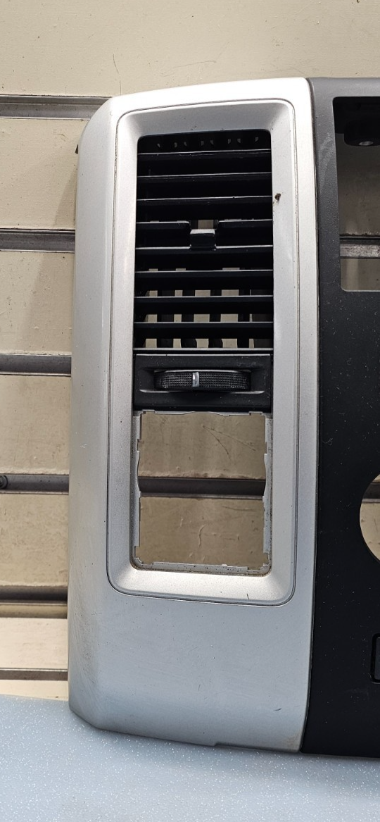 🔥09-12 Dodge Ram Dash AM FM Radio Stereo Display Panel Bezel Trim silver