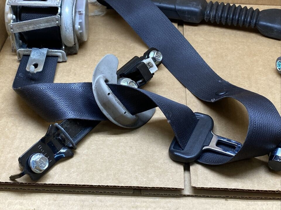 🔥11-15 Kia Optima Front Center Left Driver Bucket Seat Belt Retractor Assembly