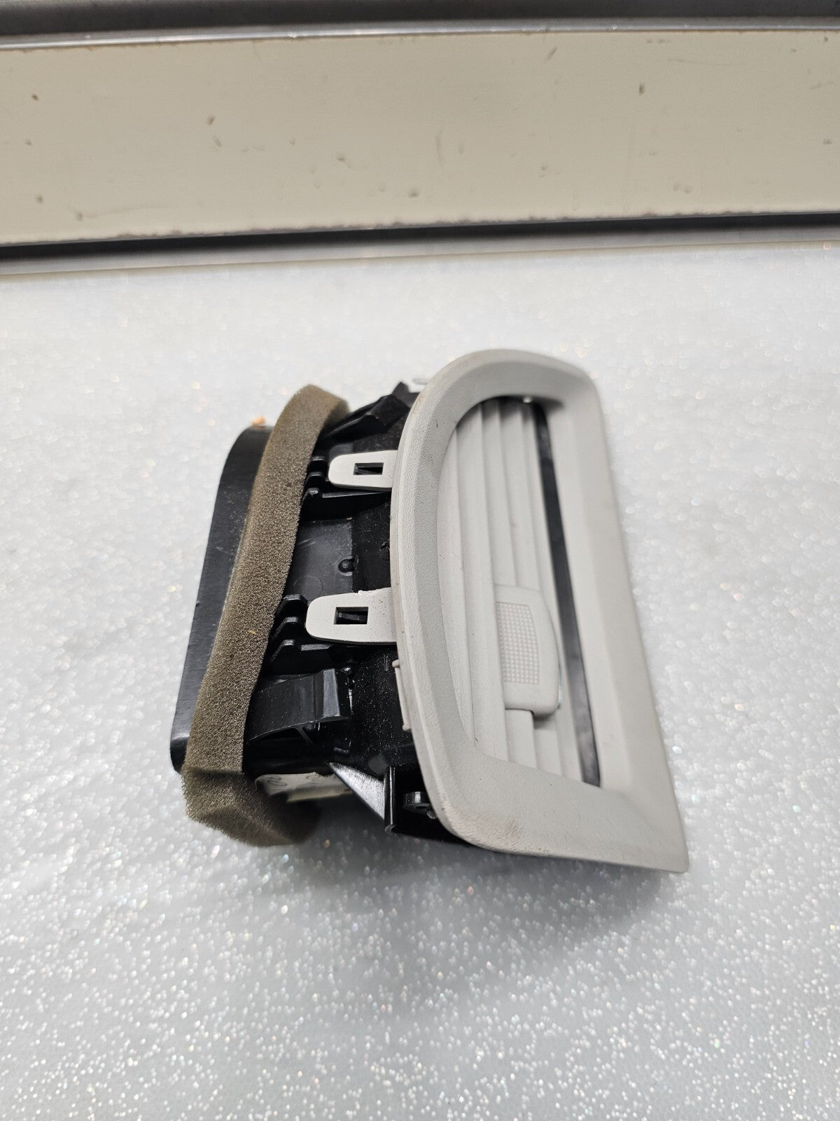 🔥08-12 Chevy MALIBU Dash A/C Heater AIR VENT Front left Driver Side Gray VT46