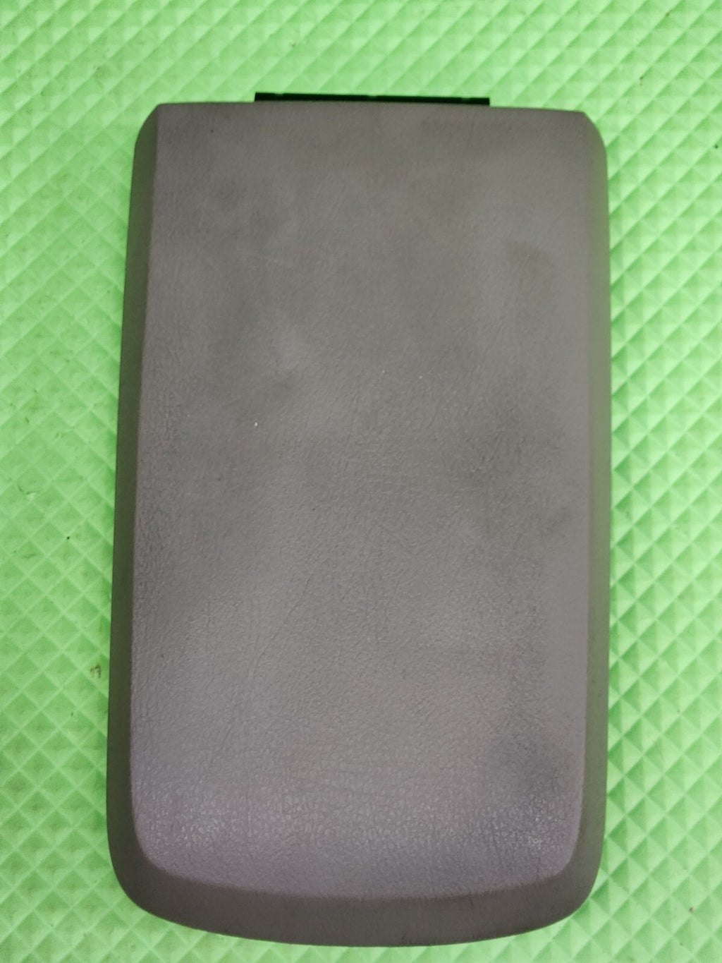 2002-2005 FORD EXPLORER Mercury Mountaineer Armrest Assembly DARK GRAY