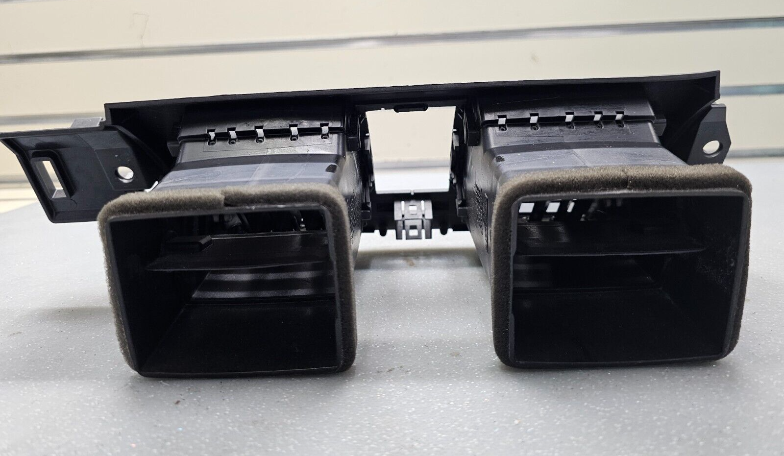 🔥06-11 Cadillac DTS Dash Center Air Vent Heater Filter Trim Bezel Conditioner