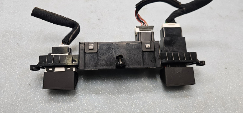 🔥06-10 Kia Sportage Hazard Switch Control Dash Digital Clock Display Time Black