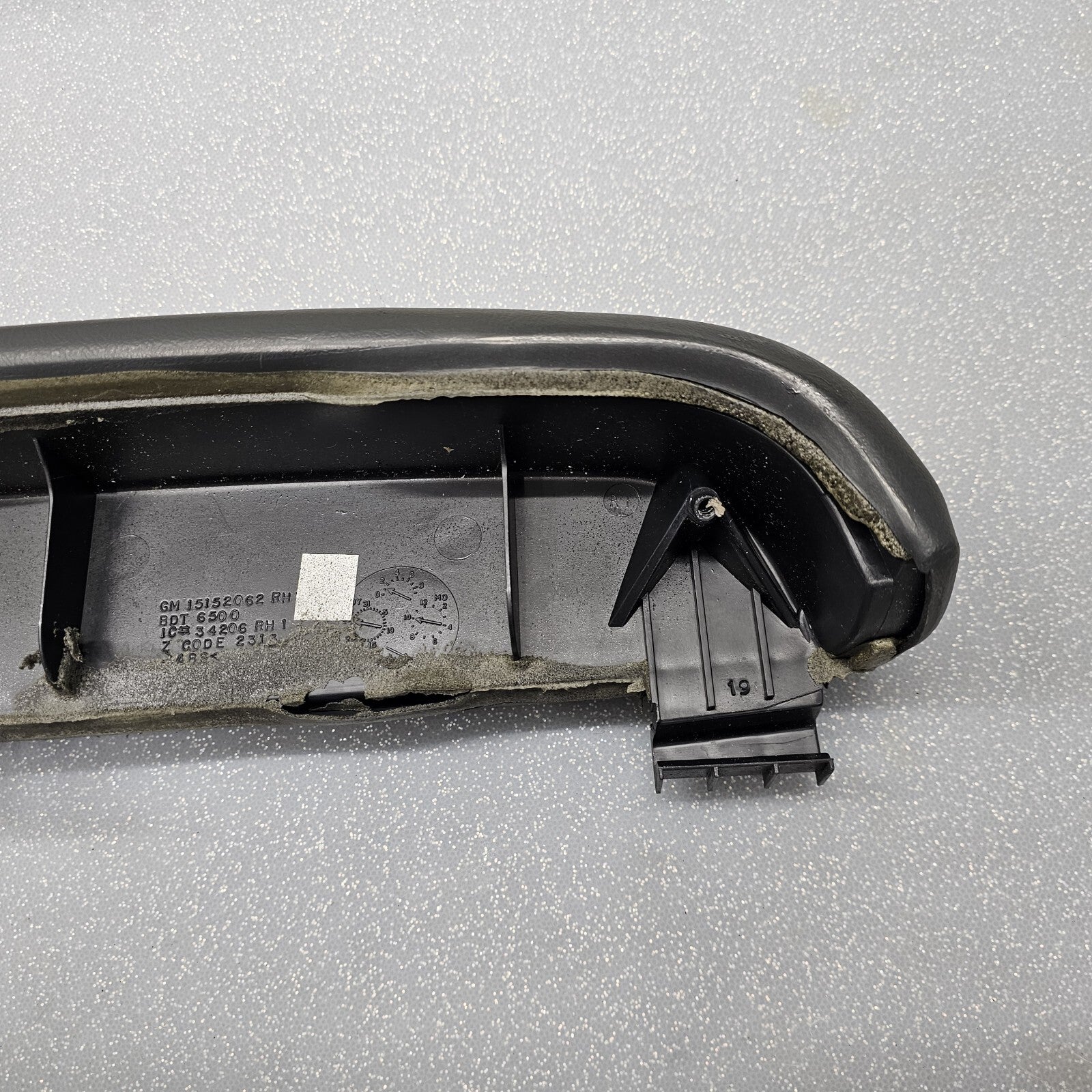 🔥99-06 Chevrolet GMC SilveradoTahoe Rear RIGHT Door Armrest Handle GRAPHITE H3