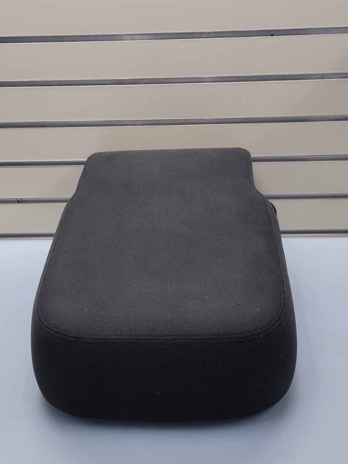07-13 SILVERADO SIERRA Center JUMP SEAT Armrest 2 CUP Holder BLACK CH40 JS5