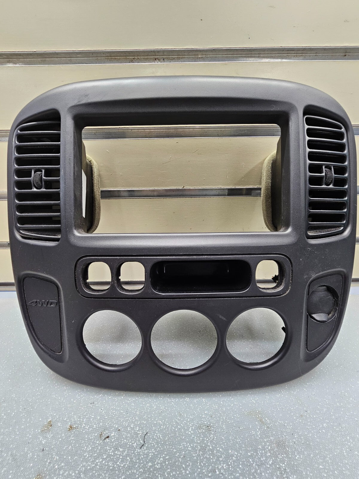 🔥2001-2007 FORD ESCAPE CENTER DASH RADIO A/C CLIMATE TRIM BEZEL BLACK OEM