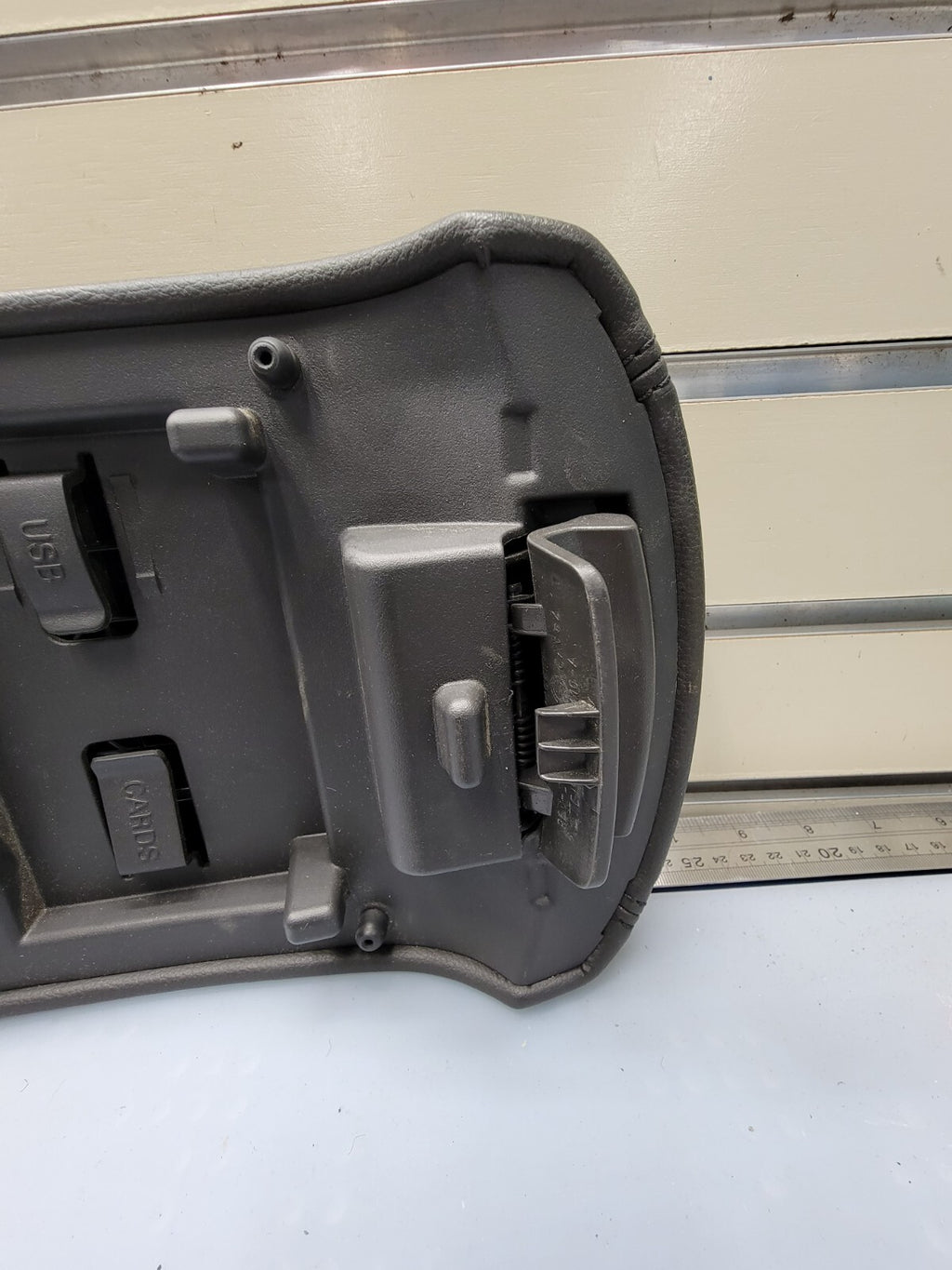 🔥2013-2016 Ford Escape C-Max Center Console Lid Armrest  ASSEMBLY BLACK