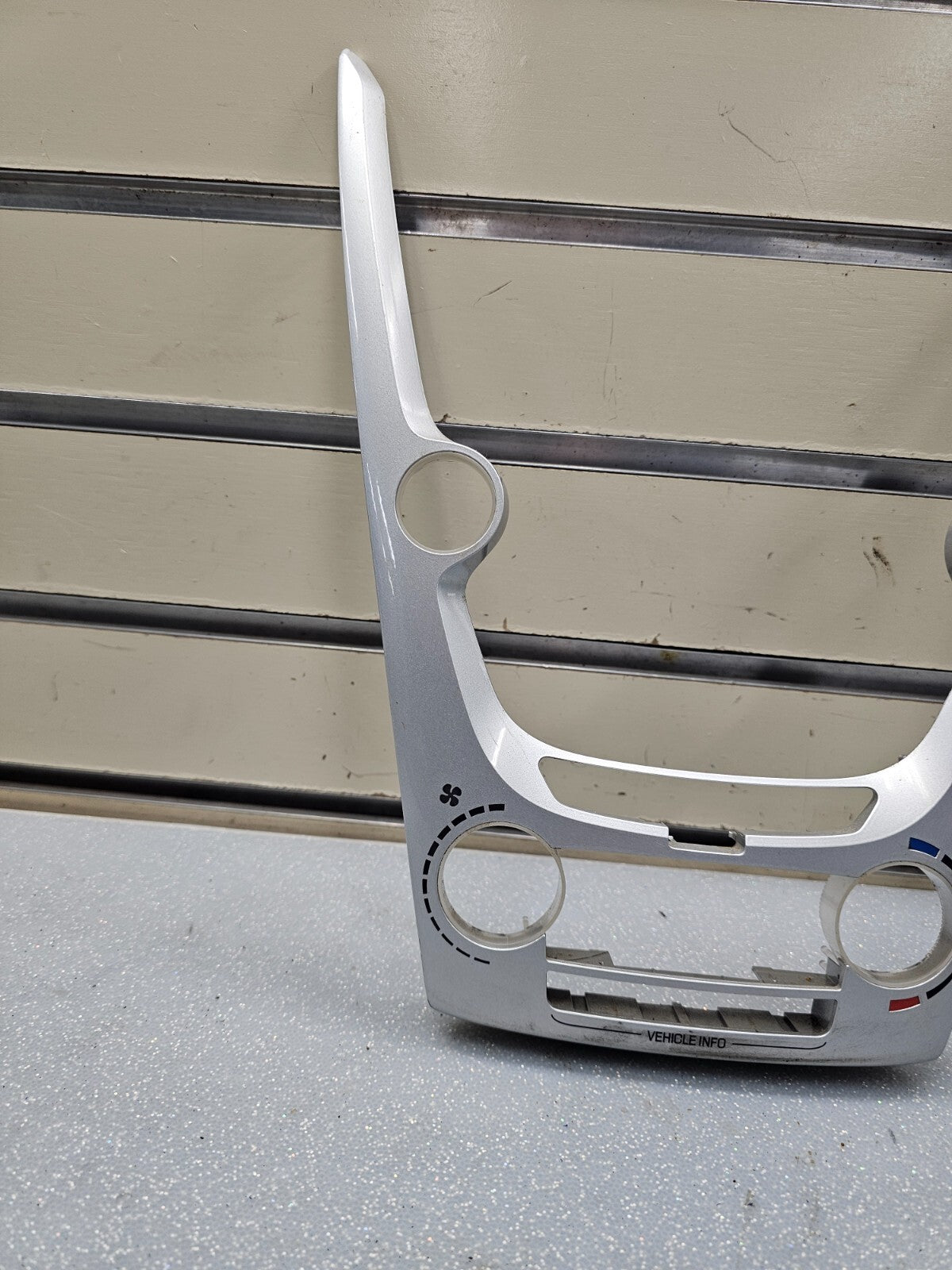 🔥10-11 Chevy Equinox GMC Terrain Radio Face Climate Control Panel Bezel SILVER