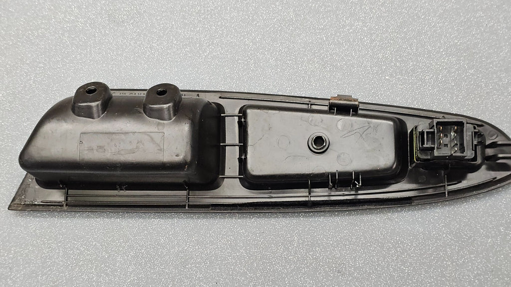 🔥06-08 Impala Front Right Passenger Power Window Switch Bezel Assembly Black