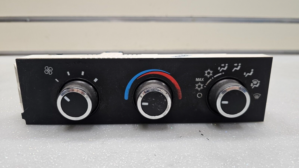 08-18 CHEVY EXPRESS GMC SAVANA CLIMETE TEMPERATURE AC HEATER CONTROL CONDITIONER