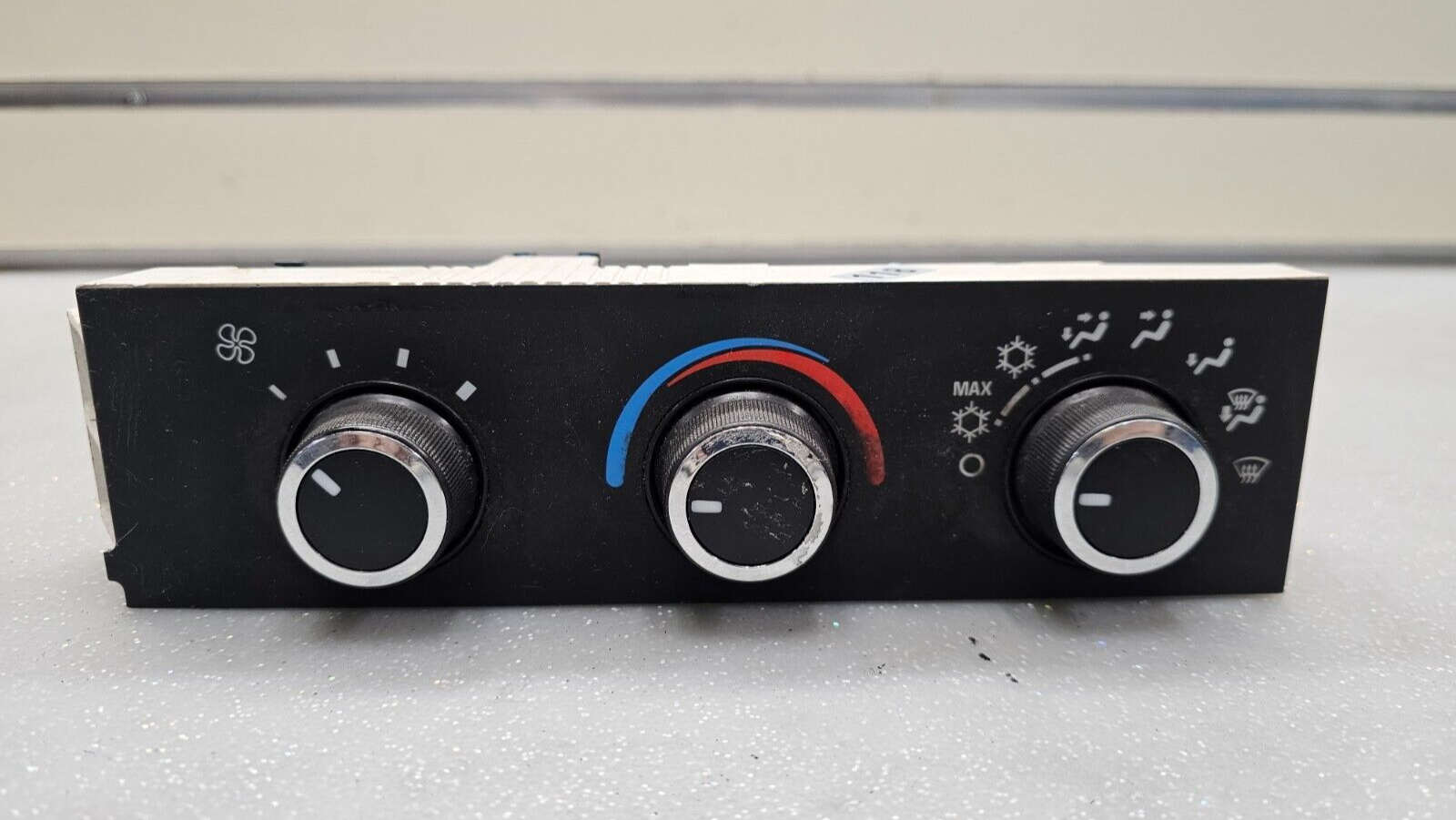08-18 CHEVY EXPRESS GMC SAVANA CLIMETE TEMPERATURE AC HEATER CONTROL CONDITIONER