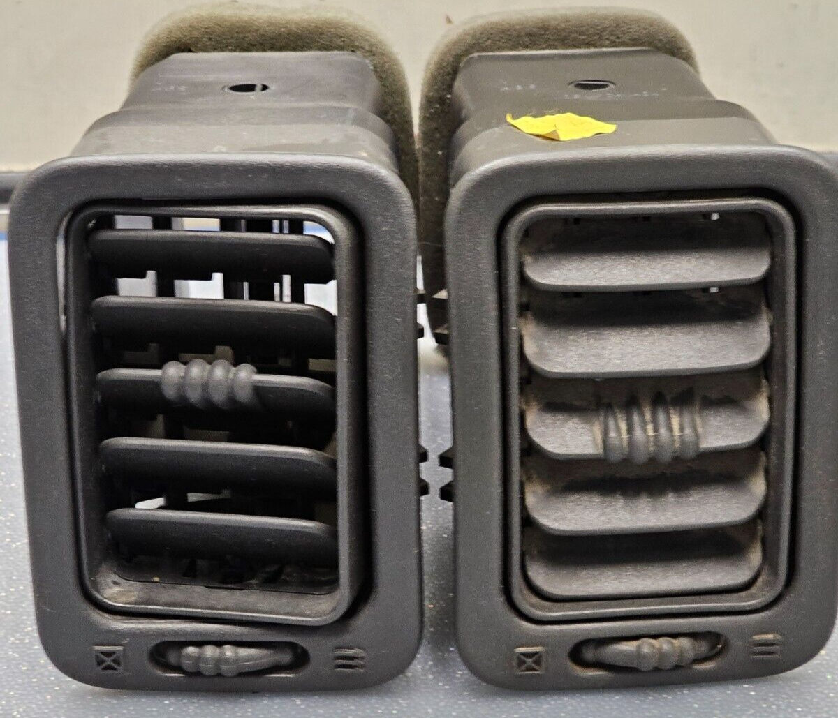 🔥99-06 Silverado SIERRA Dash A/C Heater AIR VENT Passenger Right DG Q=2 VT11