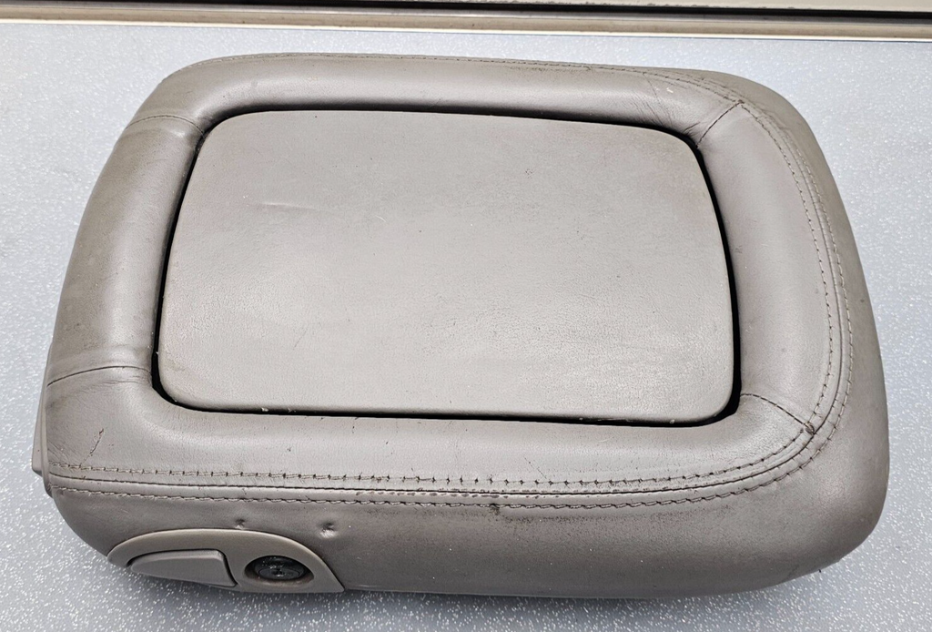 🔥01-02 Yukon Escalade Center Console Armrest Lid Cover Assembly LIGHT GRAY L8