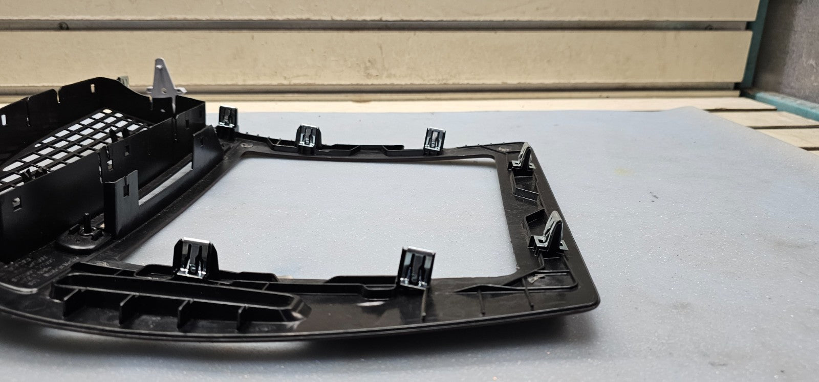 🔥05-09 Saab 9-7x Front Center Dash Radio Stereo Display Trim Panel Bezel Wood