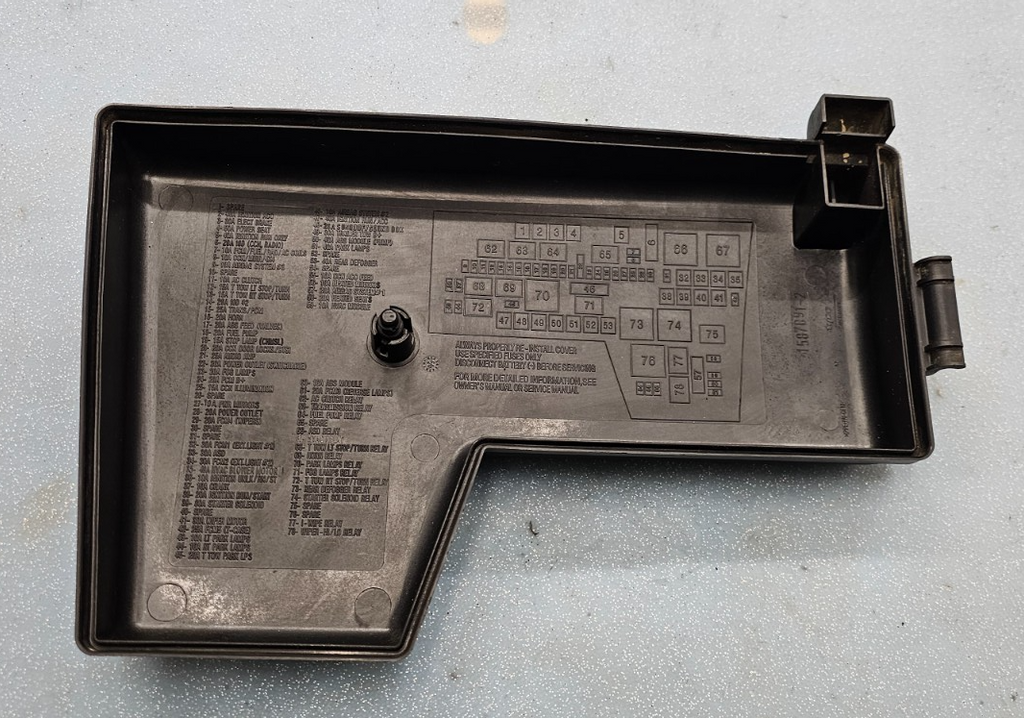 🔥2002-2005 Dodge Ram 1500 Relay Fuse Box Center Cover Lid Top TIPM Engine Bay