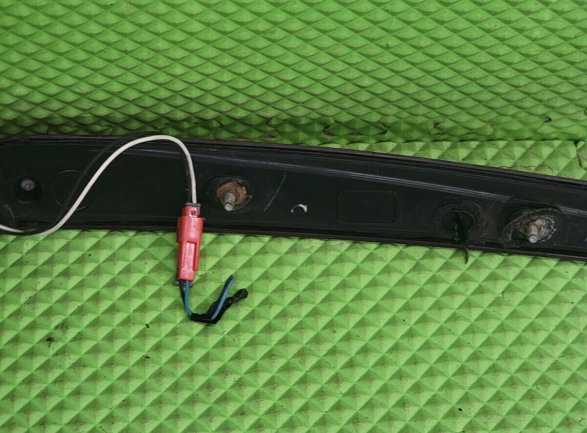 🔥08-13  Cadillac CTS Third Brake Light High Mount Stop Lamp fits Assembly RED