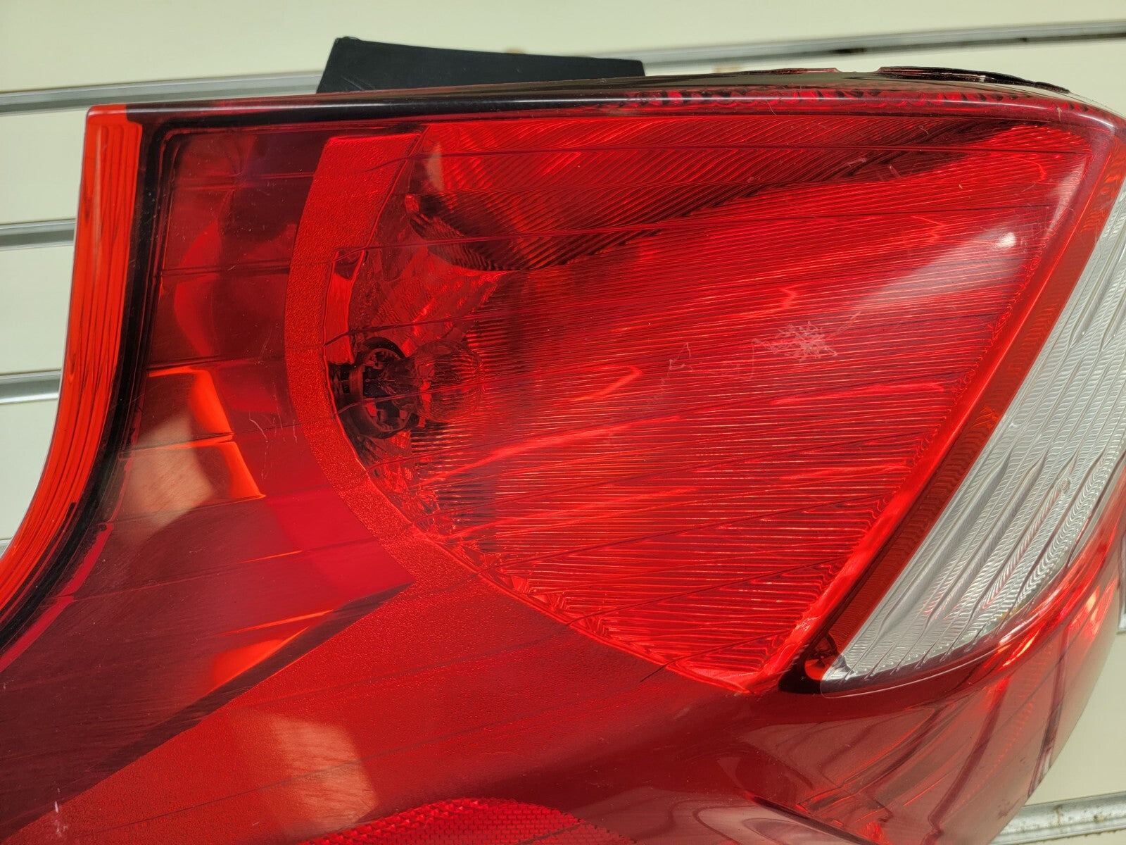 🔥2012-2014 Ford Focus Hatchback Tail Light taillight LEFT DRIVER side