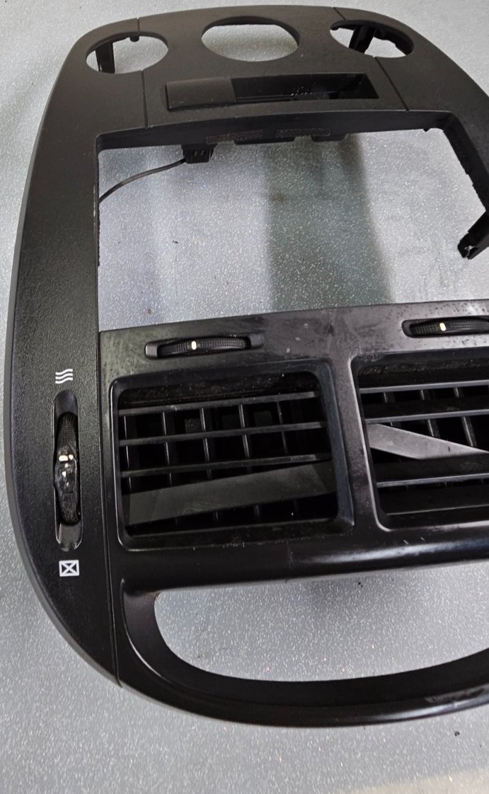🔥07-09 Spectra Center Dash Radio Stereo Display Climate Trim Panel Bezel Black