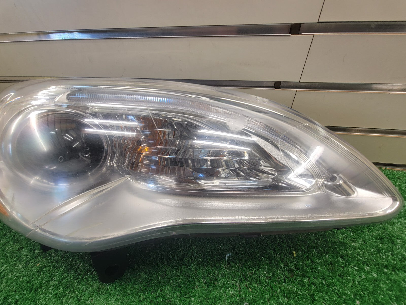 🔥11-14 Chrysler 200 Sedan headlight Lamp Assembly Chrome Right Passenger OEM