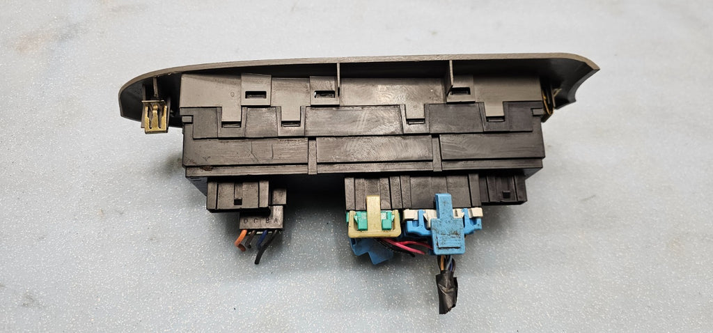 🔥02-05 CHEVY TRAILBLAZER DRIVER SIDE MASTER POWER WINDOW SWITCH GRAY