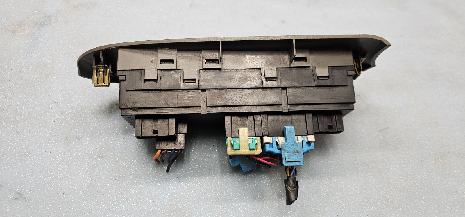 🔥02-05 CHEVY TRAILBLAZER DRIVER SIDE MASTER POWER WINDOW SWITCH GRAY