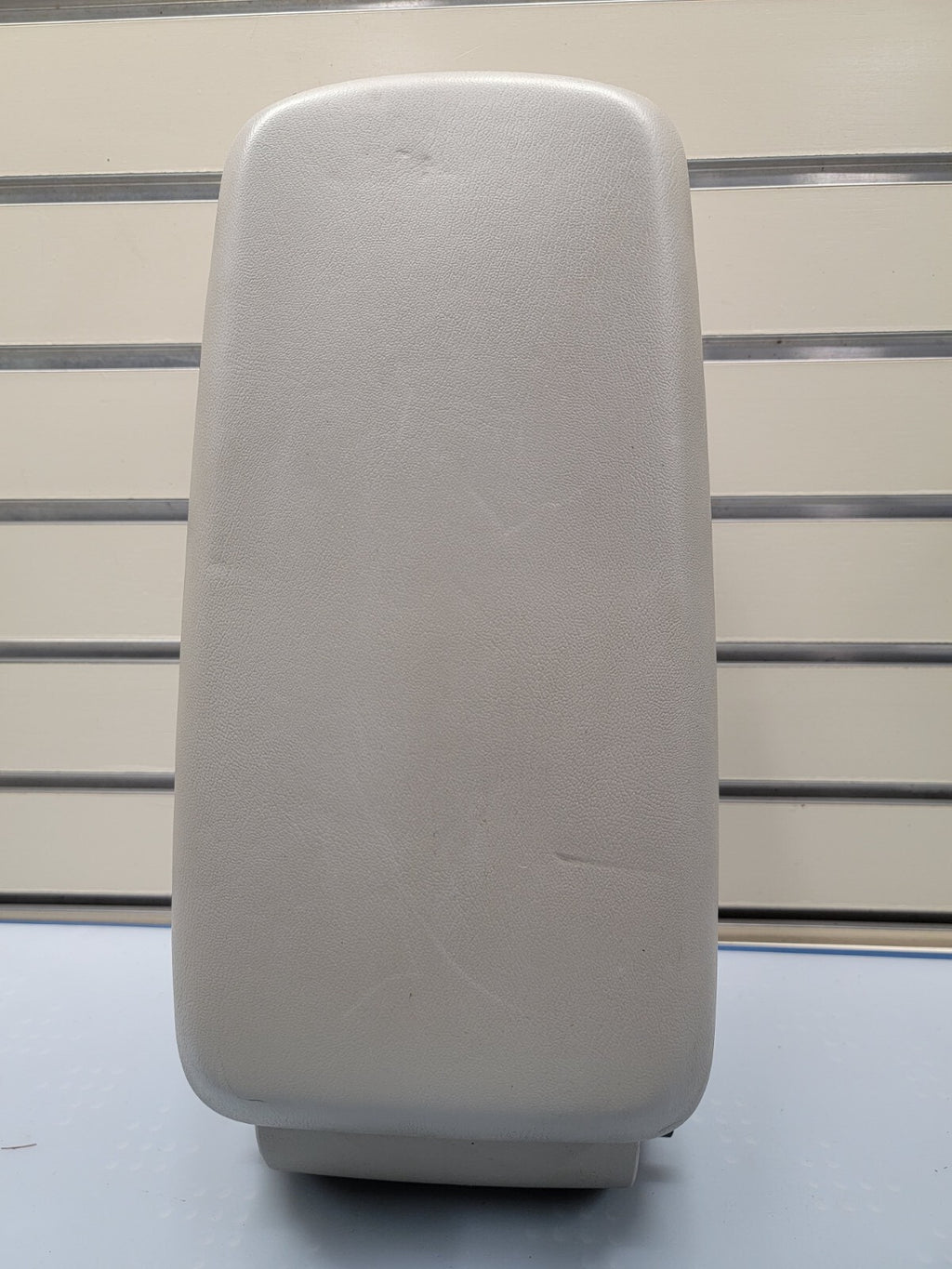 🔥1999 - 2003 Mitsubishi Galant Center Console Armrest Lid Cover OEM Tan