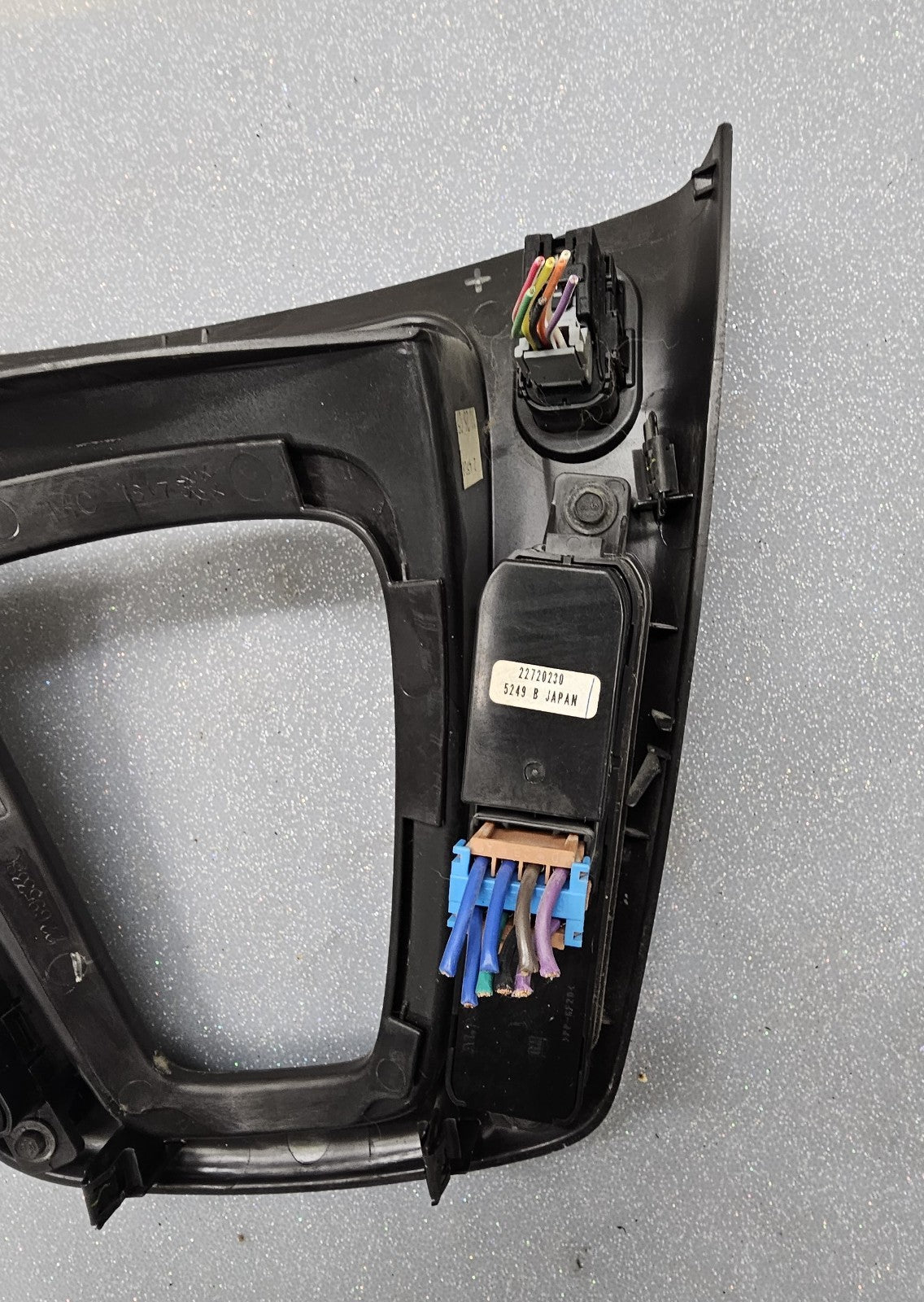 🔥06-07 Saturn Vue Console Master Power Window Switch Shifter Bezel OEM