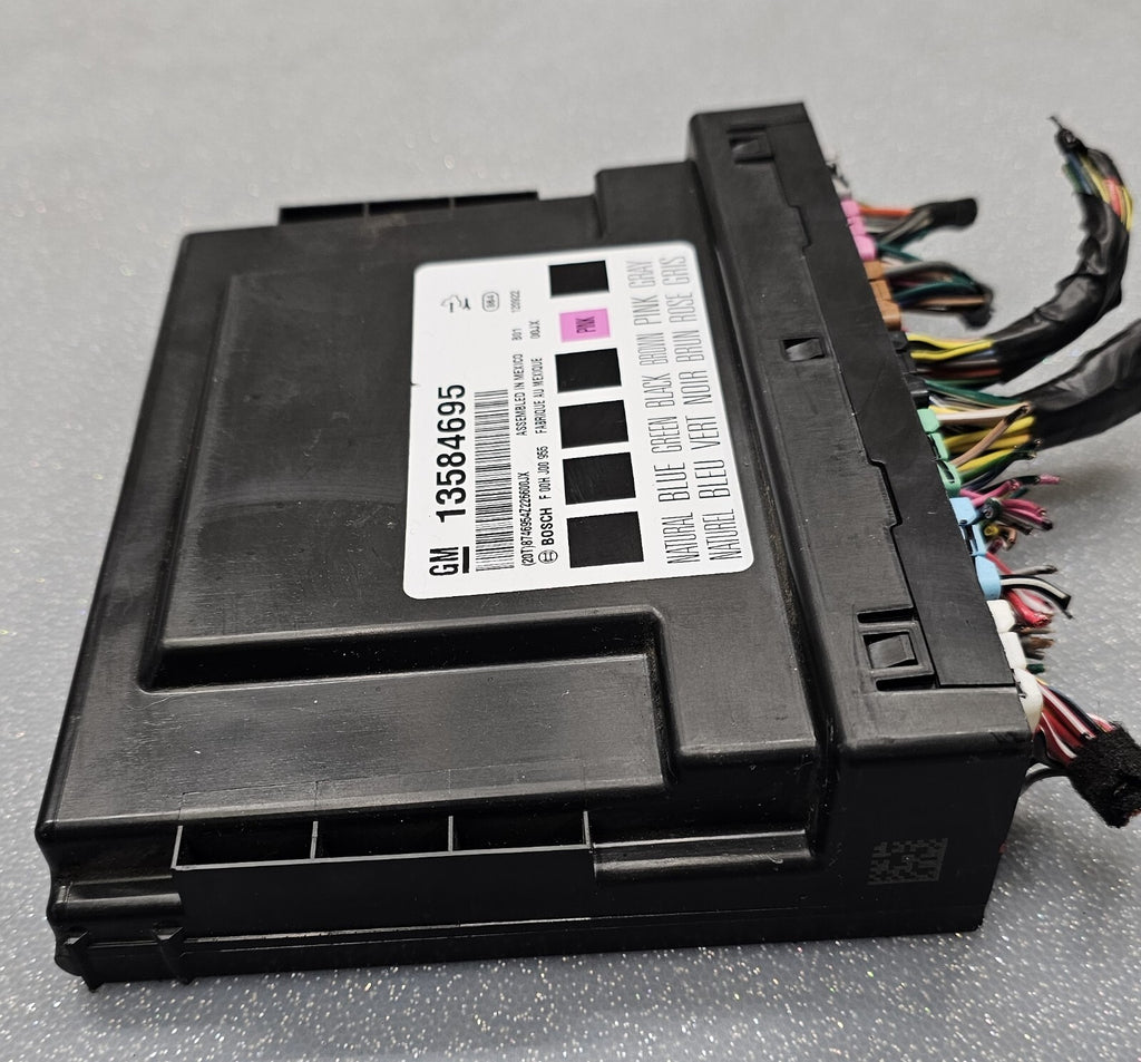 🔥13-17 Chevy Equinox GMC Terrain Acadia Body Control Module BCM BCU Assembly