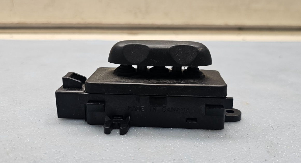 🔥00-05 Bonneville LeSabre Grand Prix 6 Way Power Seat Switch
