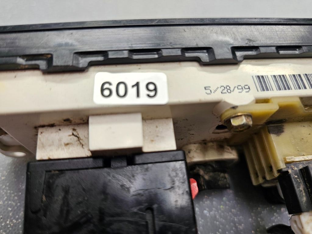 97-03 Ford F150 Expedition Heater AC Climate Control Panel Dash Unit Temperature