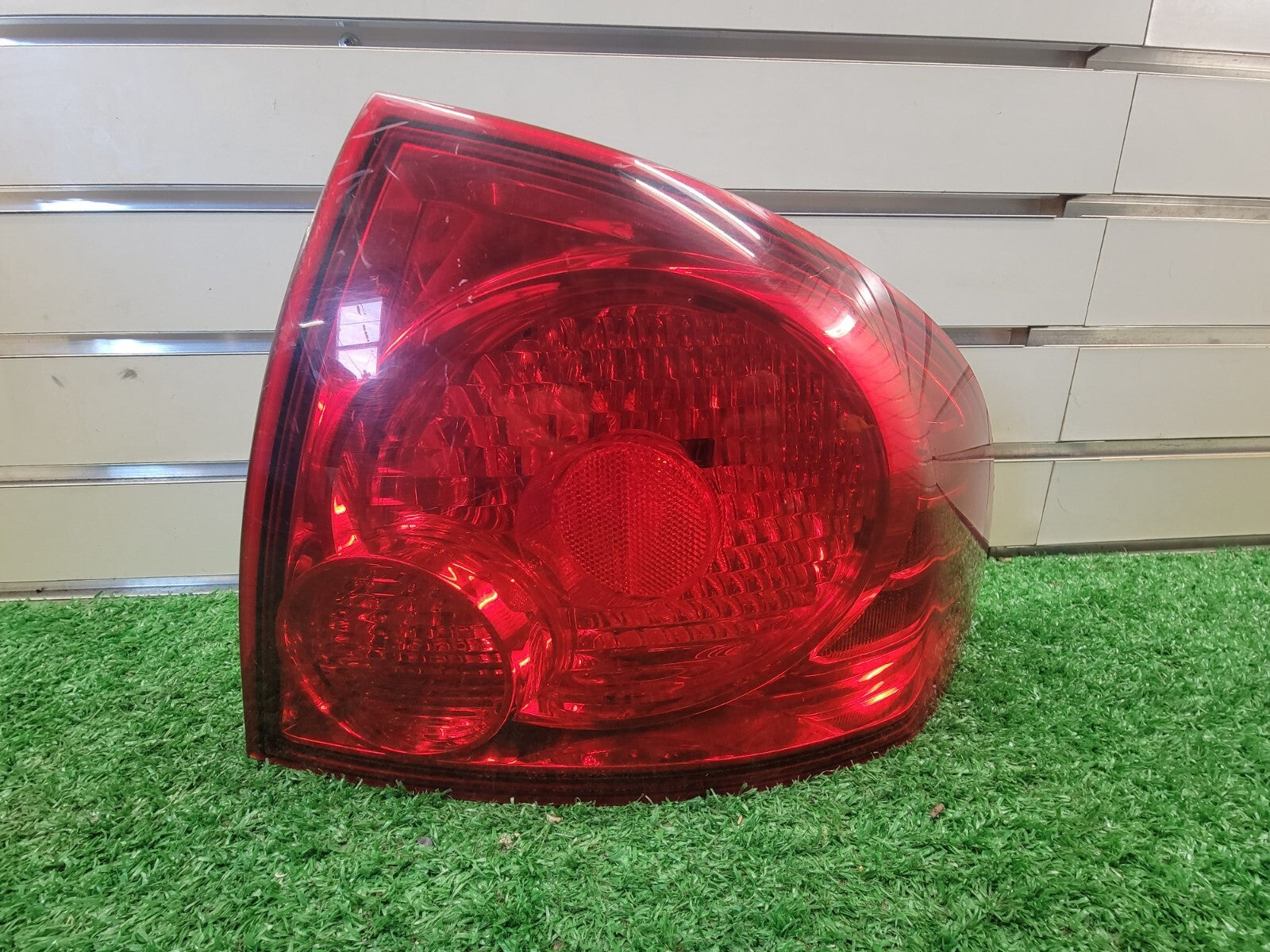 🔥04-06 Nissan Sentra Rear Right Passenger Tail Light Lamp Assembly Chrome OEM
