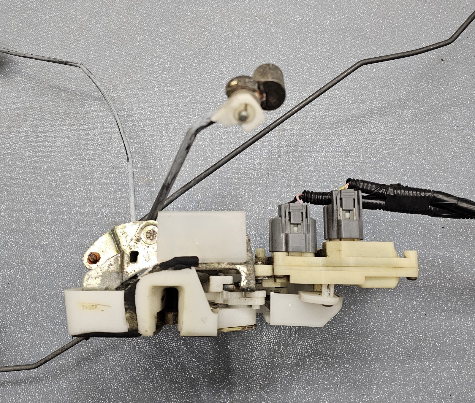 🔥2001 - 2006 Acura MDX FRONT driver DOOR LOCK LATCH OEM D43D17