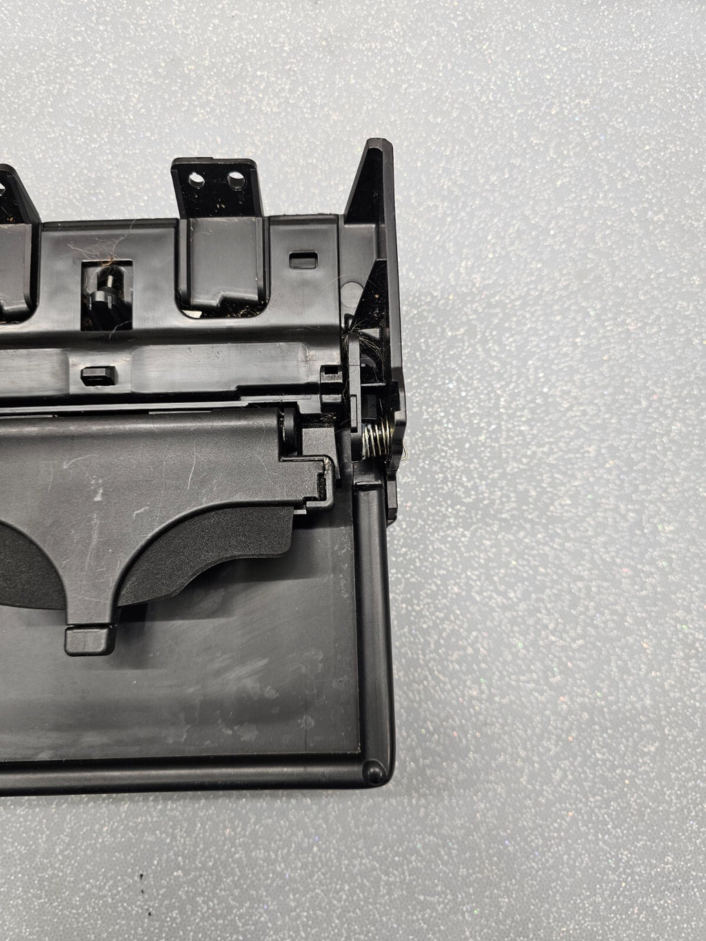 🔥02-06 Toyota Camry Center Console Lid Front Cup Holder drink holder Armrest