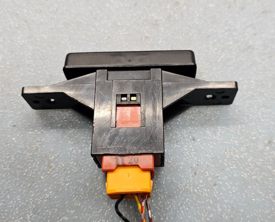 🔥06-08 Suzuki Grand Vitara Hazard WARNING LIGHTS switch sp222k2 Black