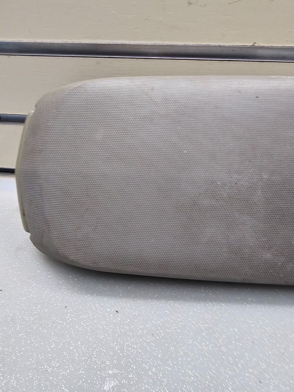 07-10 Chrysler Sebring Center Console Lid Armrest Storage Assembly Top Gray OEM
