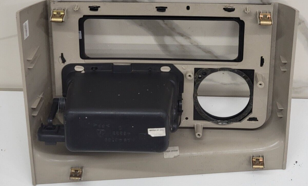 🔥2003-2006 Cadillac Escalade Center Console Upper Bezel Trim Clock Bezel OEM