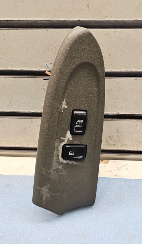 🔥02-05 CHEVY TRAILBLAZER Window Switch Front RIGHT Passenger Side Tan OEM