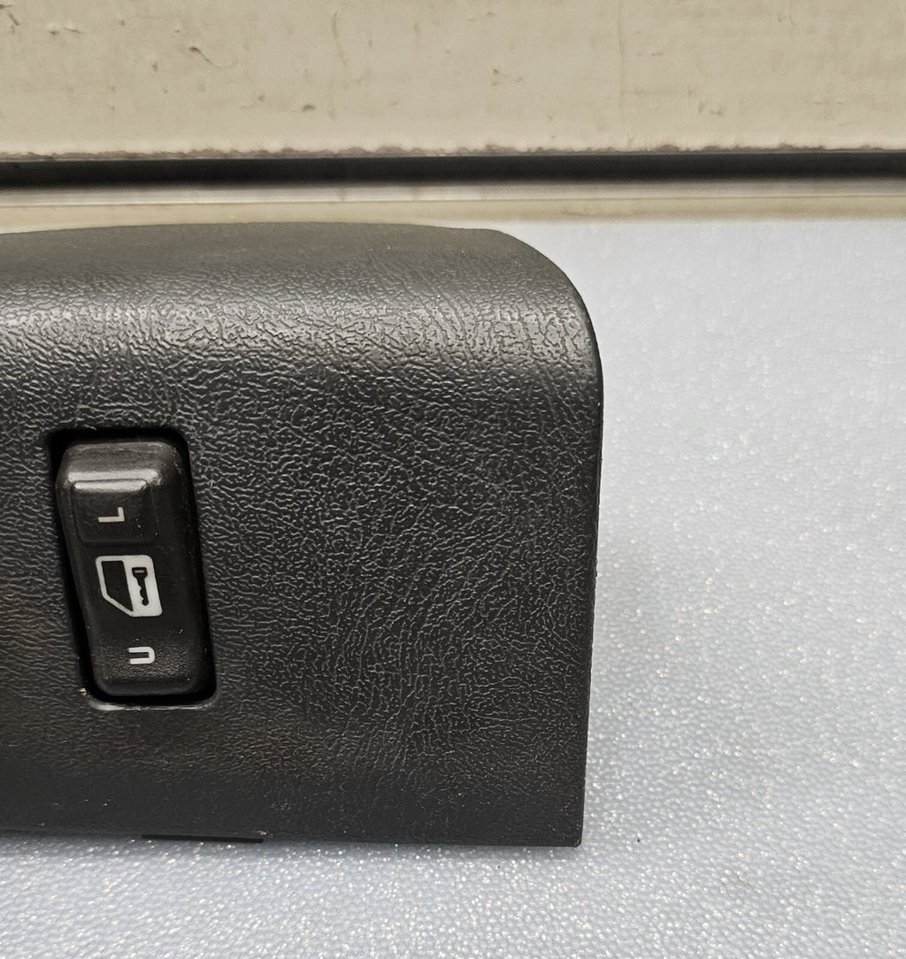 99-02 Silverado SIERRA Door Master Power Window Switch LEFT Driver GRAPHITE WS3