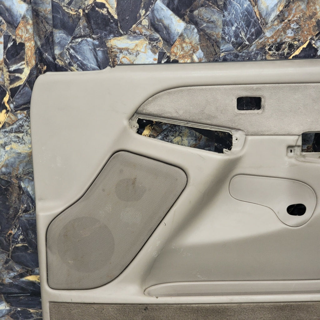 🔥2003-2006 Silverado SIERRA Door Panel Front RIGHT Passenger No Arm TAN 00_D D5