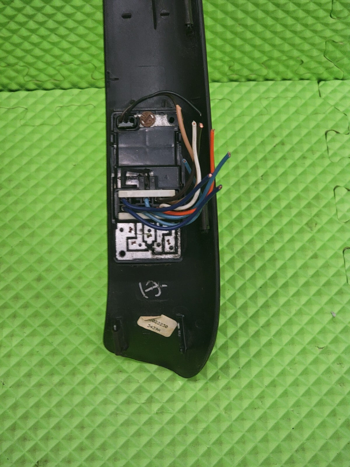 🔥99-00 Cadillac Escalade Passenger Side W/ Window Lock Control OEM woodgrain