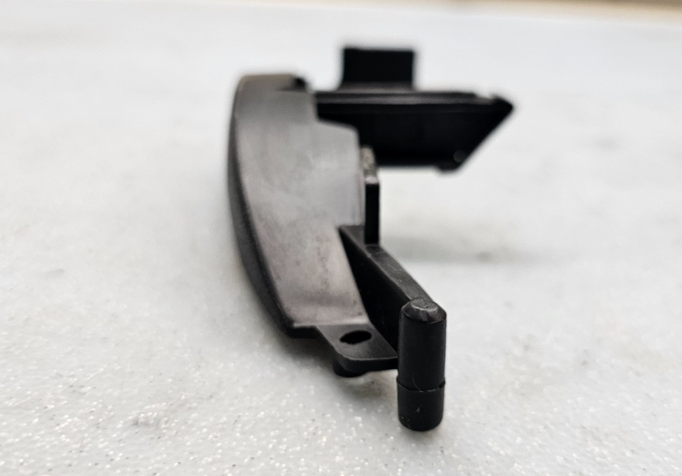 🔥99-07 Silverado Suburban Tahoe Yukon Center Console Armrest Lid latch BLACK
