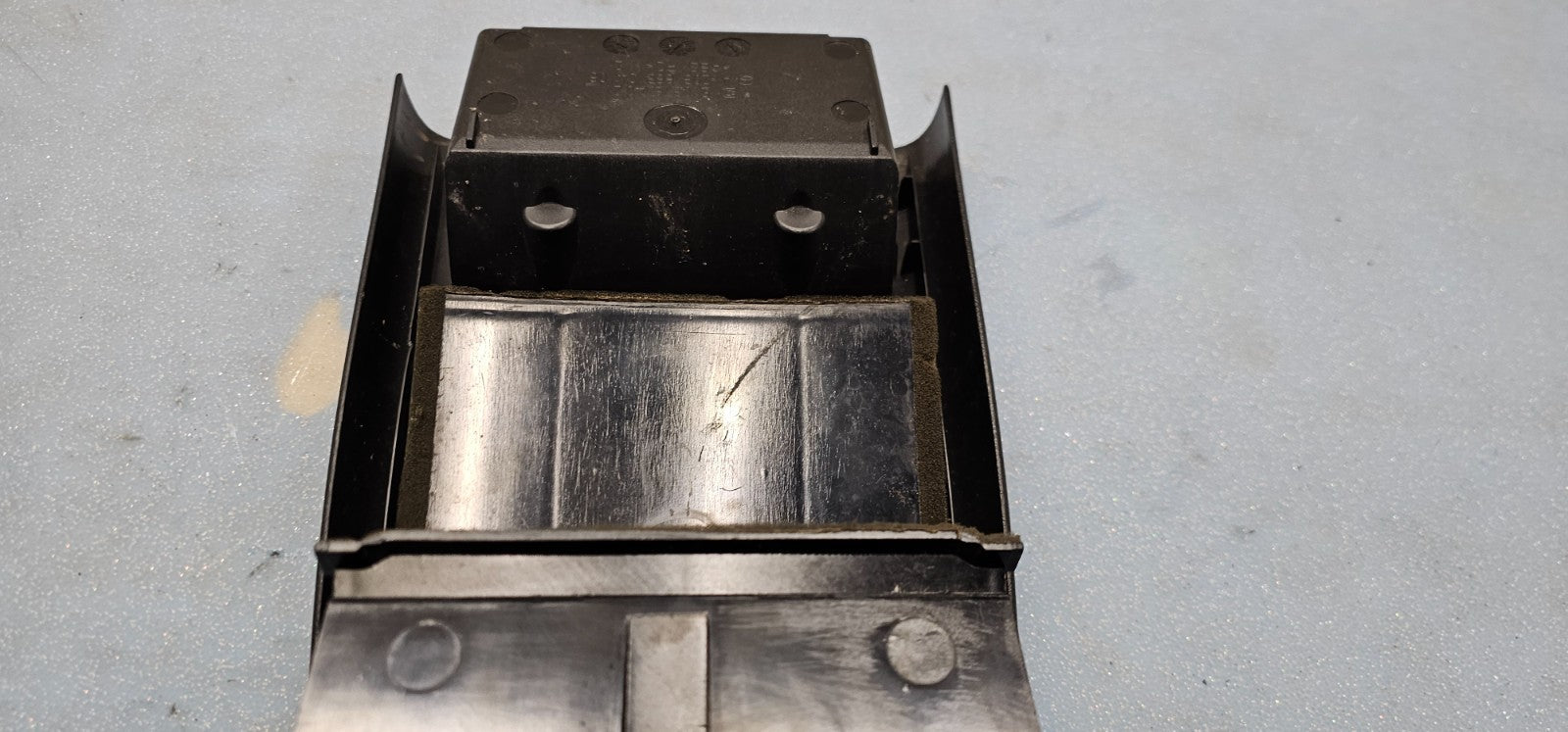 🔥01-07 MERCEDES C230 C240 W203 CENTER CONSOLE REAR AC A/C AIR VENT BEZEL BLACK