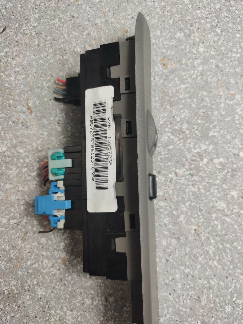🔥06-09 GMC ENVOY Window Switch Front RIGHT Passenger Side GRAY WS9