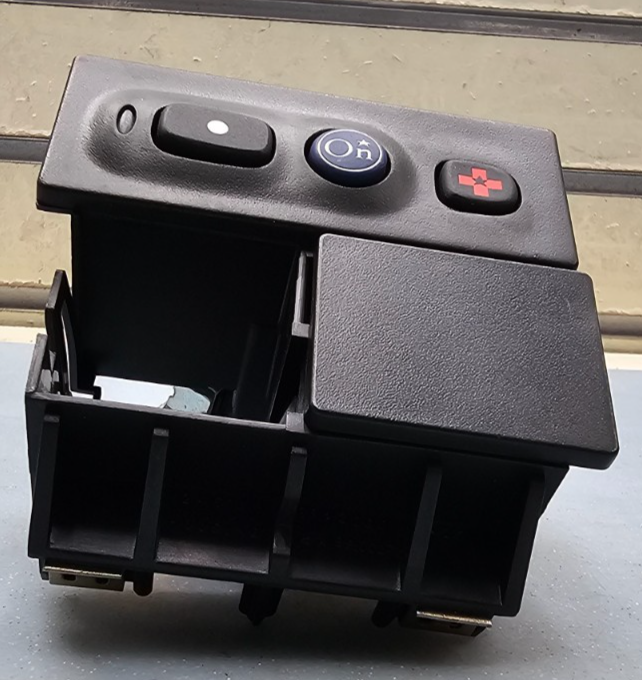 🔥2001-2003 GMC Yukon Denali OnStar Multi‑Function Dash Switch Panel OEM