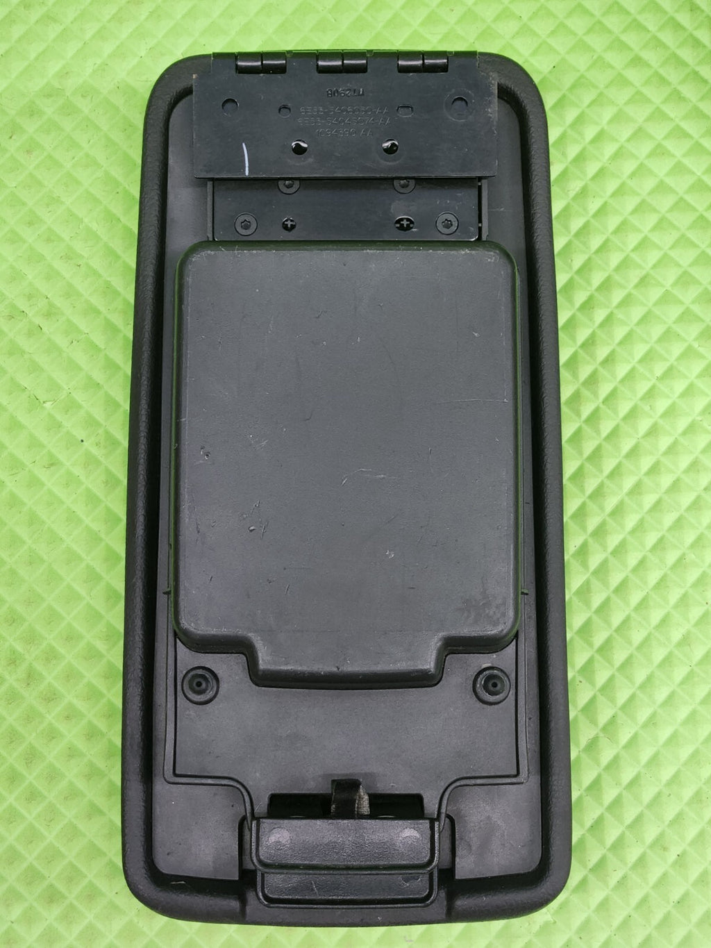2010-2012 FORD FUSION Front Console Armrest Cover Lid Morad Parts BLACK