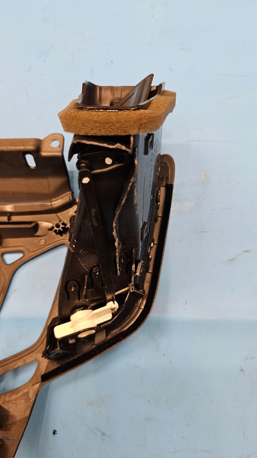 🔥12-14 FORD FOCUS CENTER DASH RADIO DISPLAY PANEL SURROUND BEZEL TRIM BLACK OEM