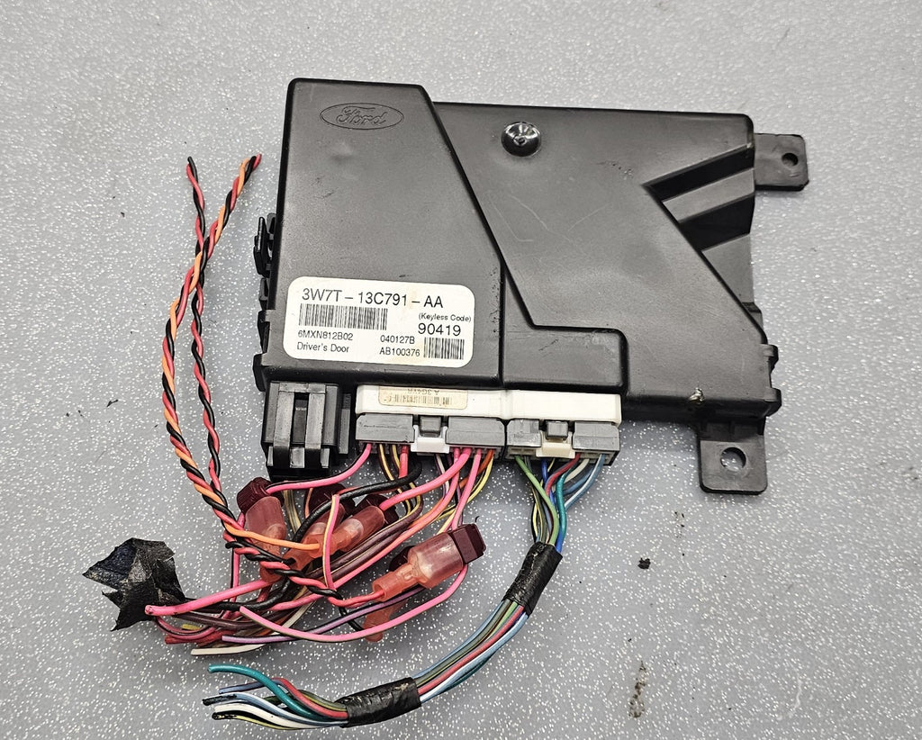 🔥03-04 CROWN VIC GRAND MARQUIS KEYLESS ENTRY DRIVER DOOR MODULE 3W7T-13C791-AA