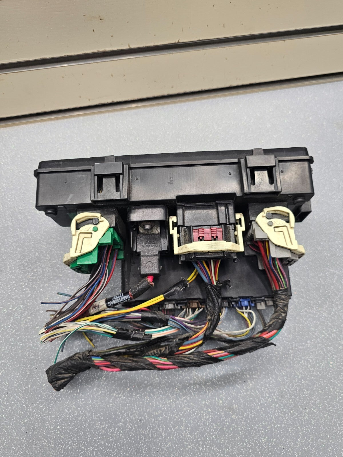 🔥10 SEBRING /AVENGER FUSEBOX FUSE BOX RELAY TIPM BODY MODULE BCM