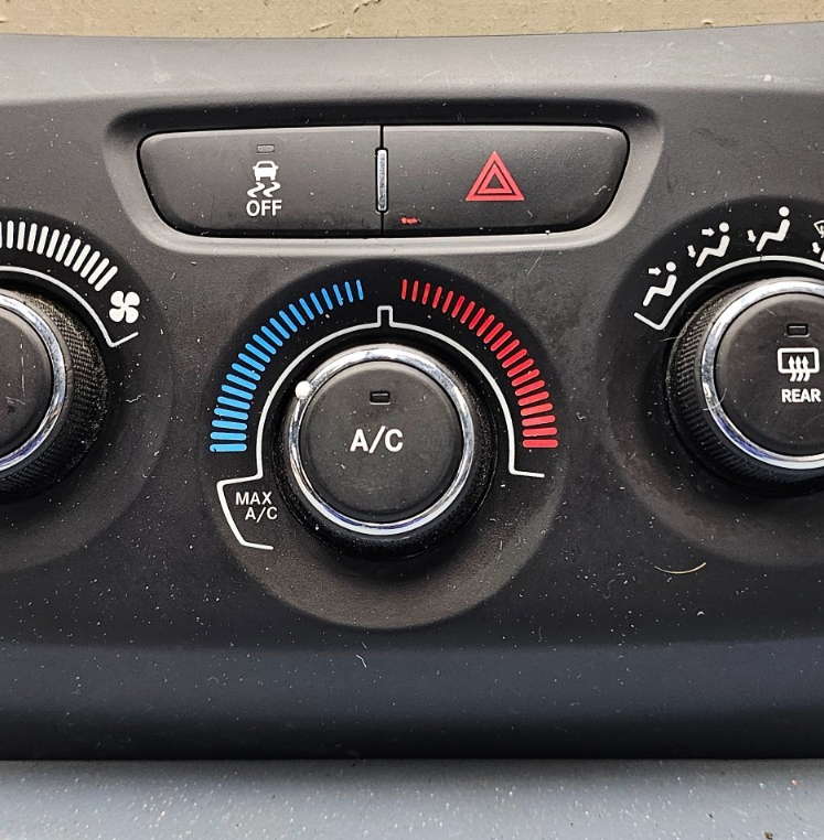 🔥15-18 Jeep Cherokee Dash AC HVAC A/C Heater Climate Temperature Control Black