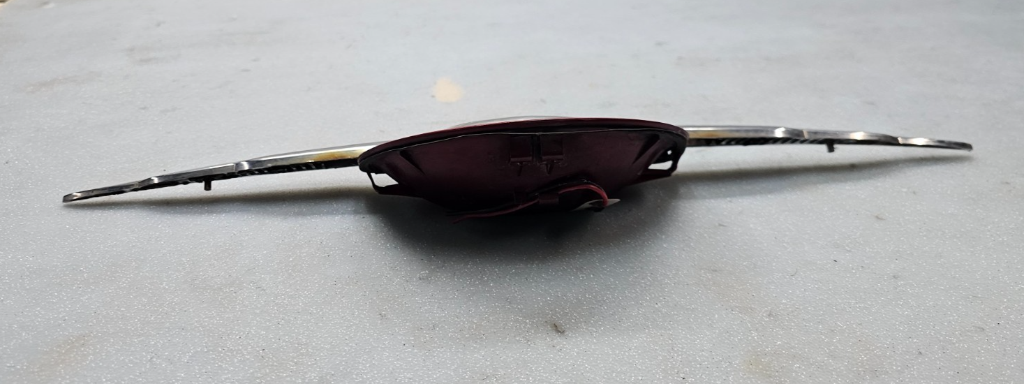 🔥 06-10 PT Cruiser Electric Hatch Liftgate Trunk Release Handle Emblem RED